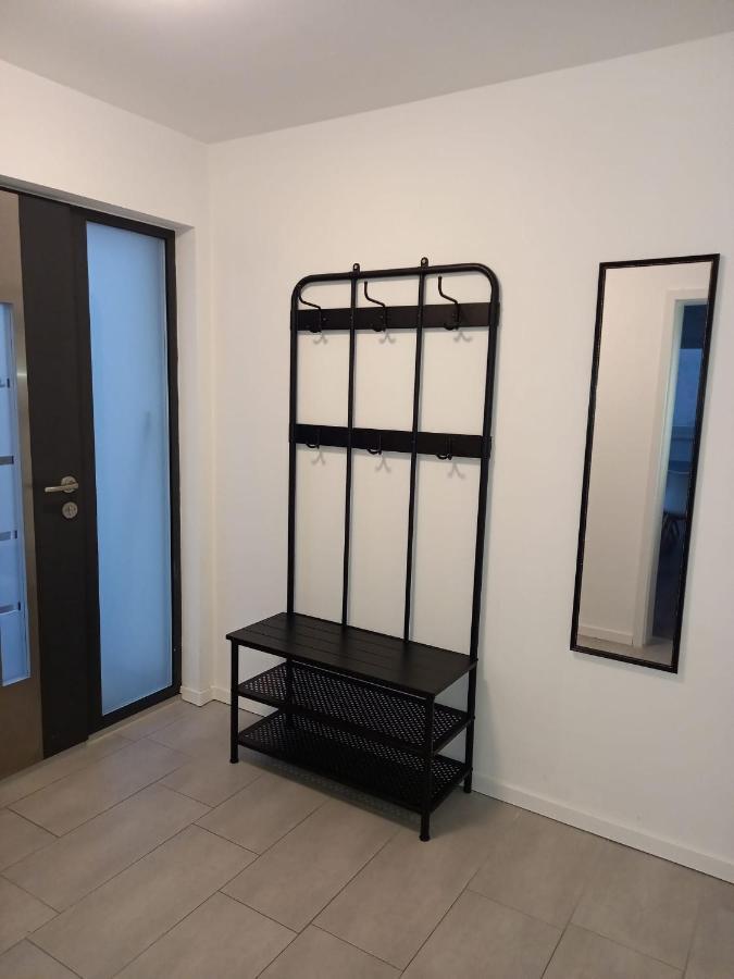 Neubau Appartement Mit Terasse, Privater Eingang,Parkplatz,Kueche Fürth Extérieur photo